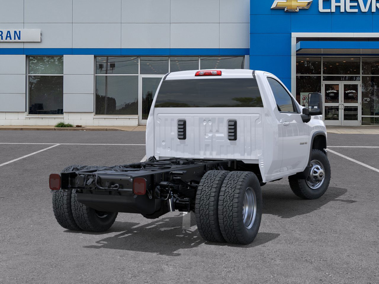New 2026 Summit White Chevrolet Work Truck image 34