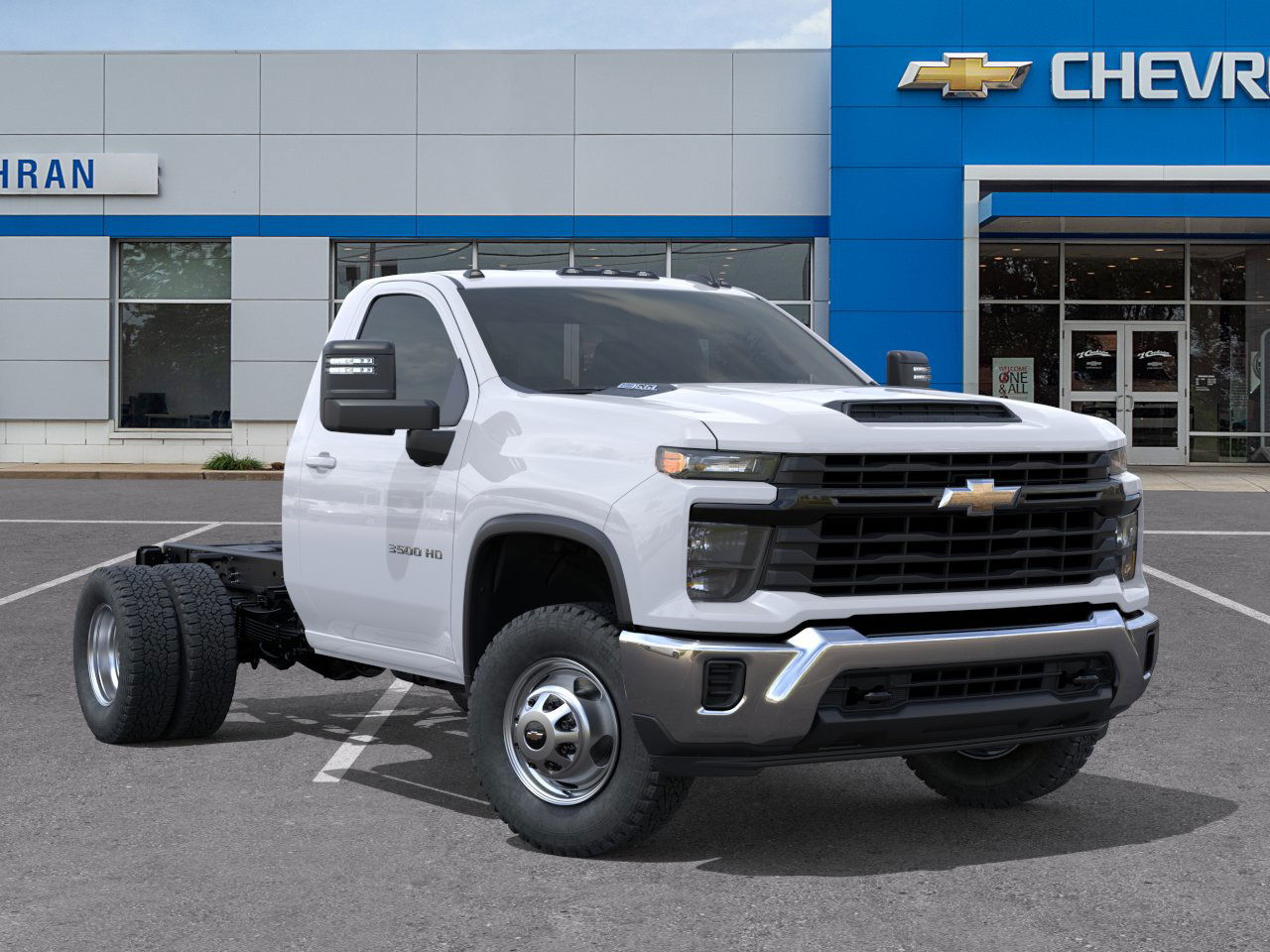 New 2026 Summit White Chevrolet Work Truck image 37