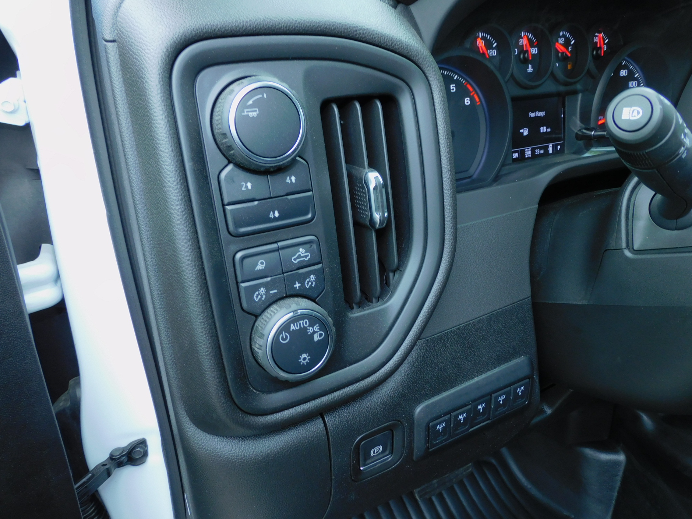 2025 Chevrolet Silverado 3500HD Work Truck photo 18