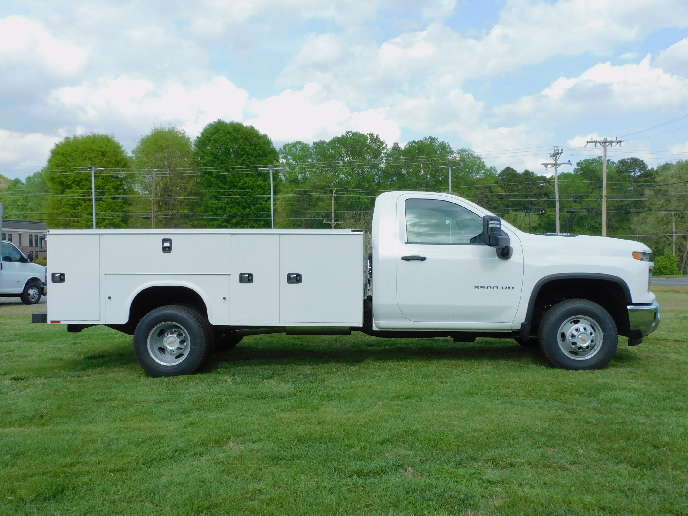 2025 Chevrolet Silverado 3500HD Work Truck photo 7