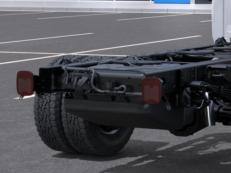 New 2026 Summit White Chevrolet Work Truck image 11