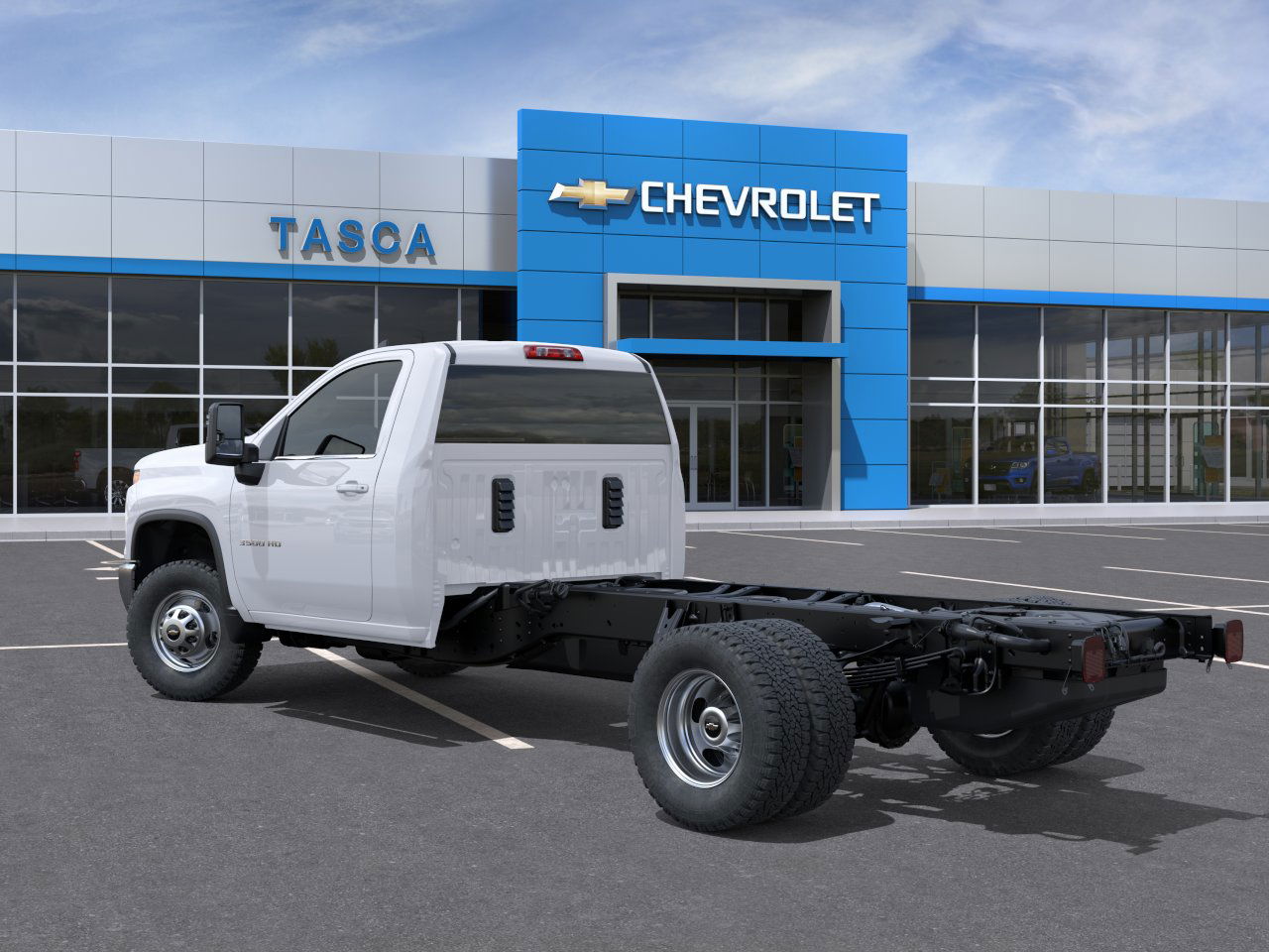 2025 Chevrolet Silverado 3500HD Work Truck photo 2