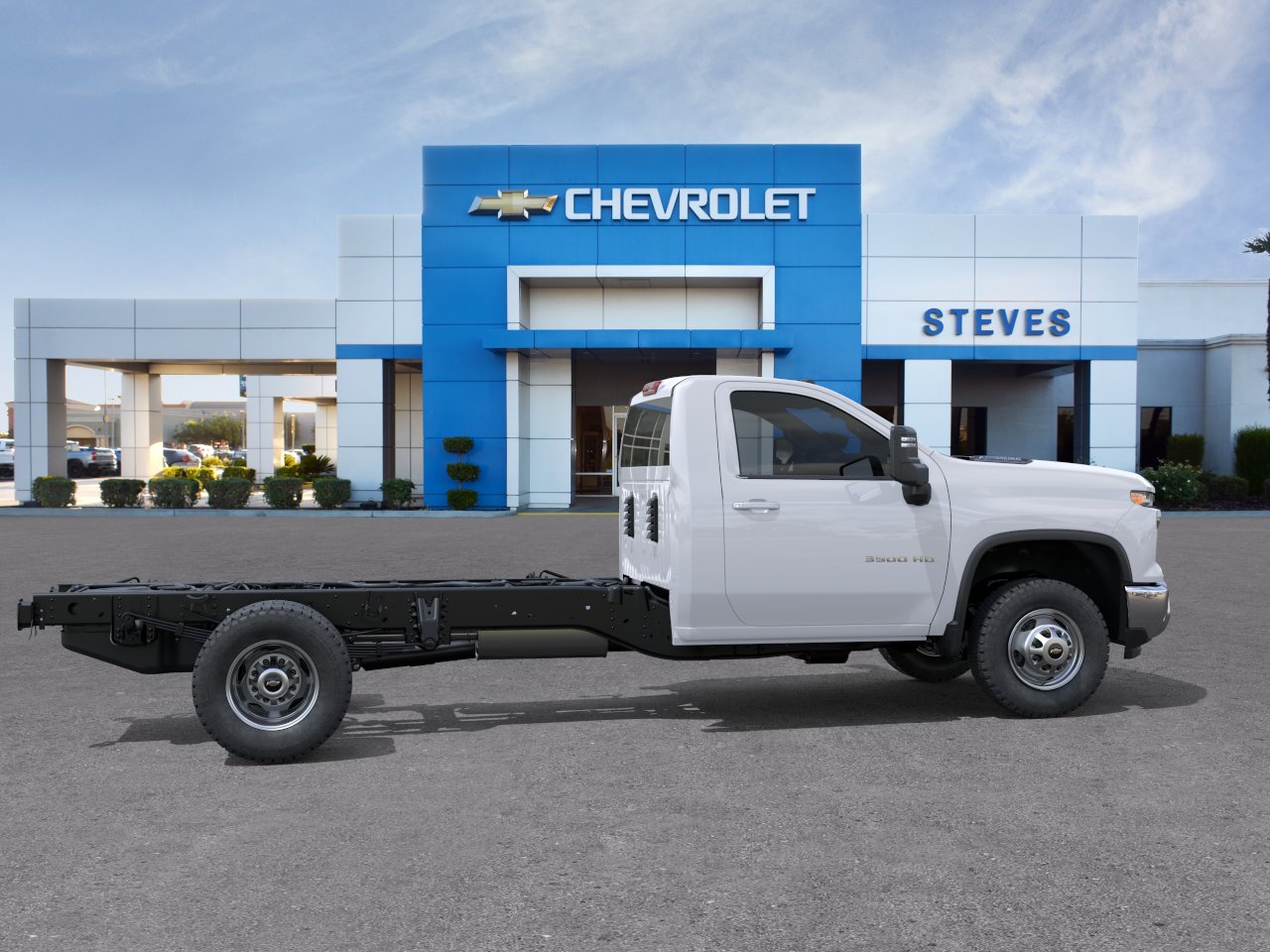 New 2026 Summit White Chevrolet Work Truck image 29