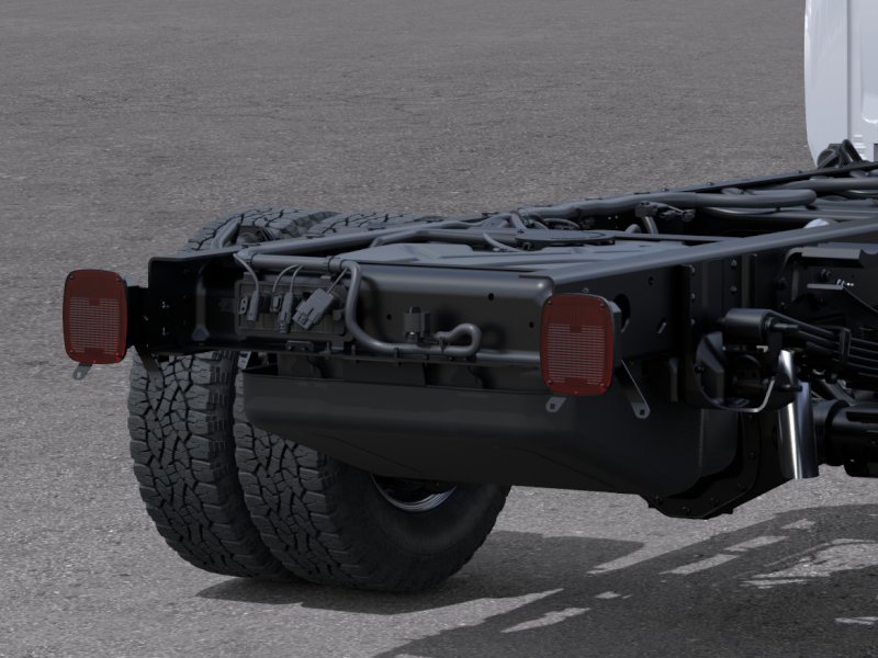 New 2026 Summit White Chevrolet Work Truck image 35