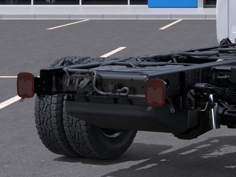 New 2026 Summit White Chevrolet Work Truck image 47