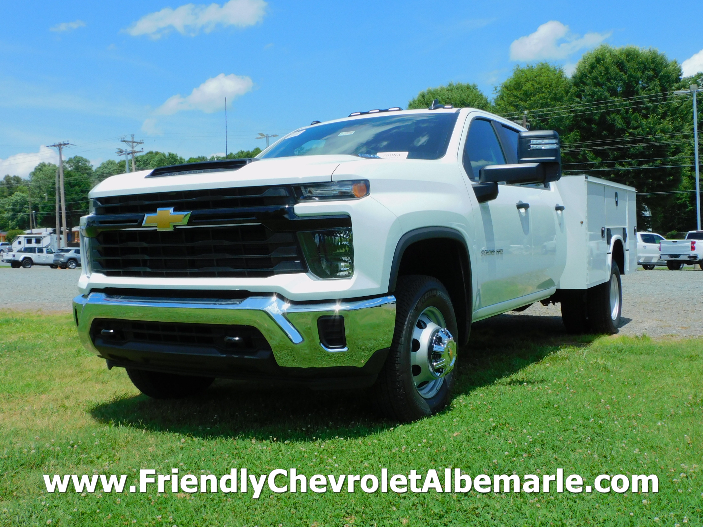2025 Chevrolet Silverado 3500HD Work Truck's photo