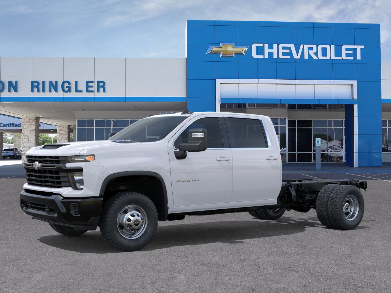 2025 Chevrolet Silverado 3500HD Work Truck photo 2