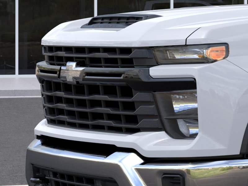 New 2026 Summit White Chevrolet Work Truck image 37