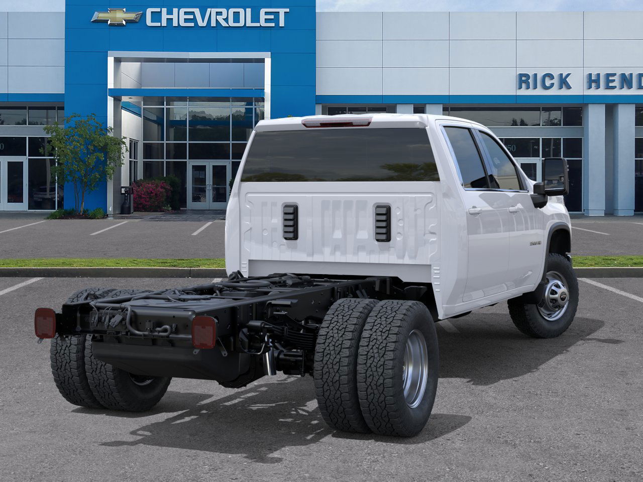 New 2026 Summit White Chevrolet Work Truck image 30