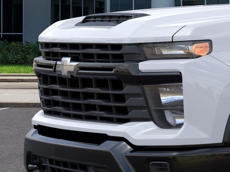 New 2025 Summit White Chevrolet Work Truck image 37