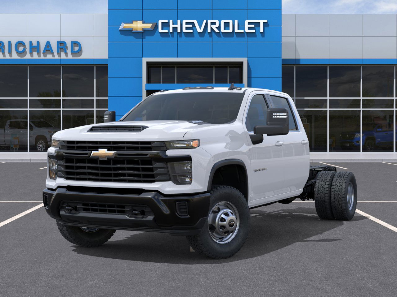 New 2026 Summit White Chevrolet Work Truck image 30