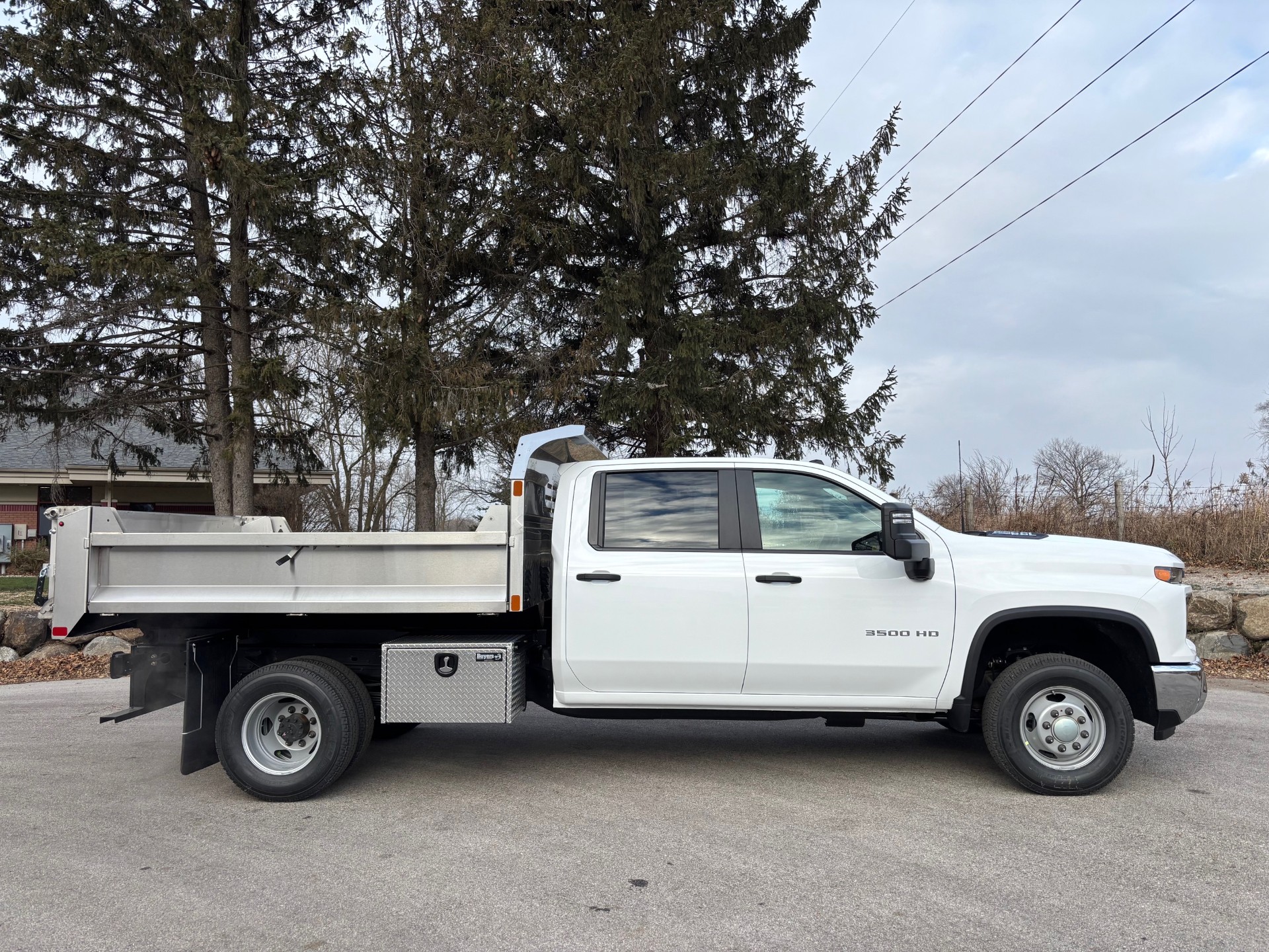 2025 Chevrolet Silverado 3500HD Work Truck photo 6