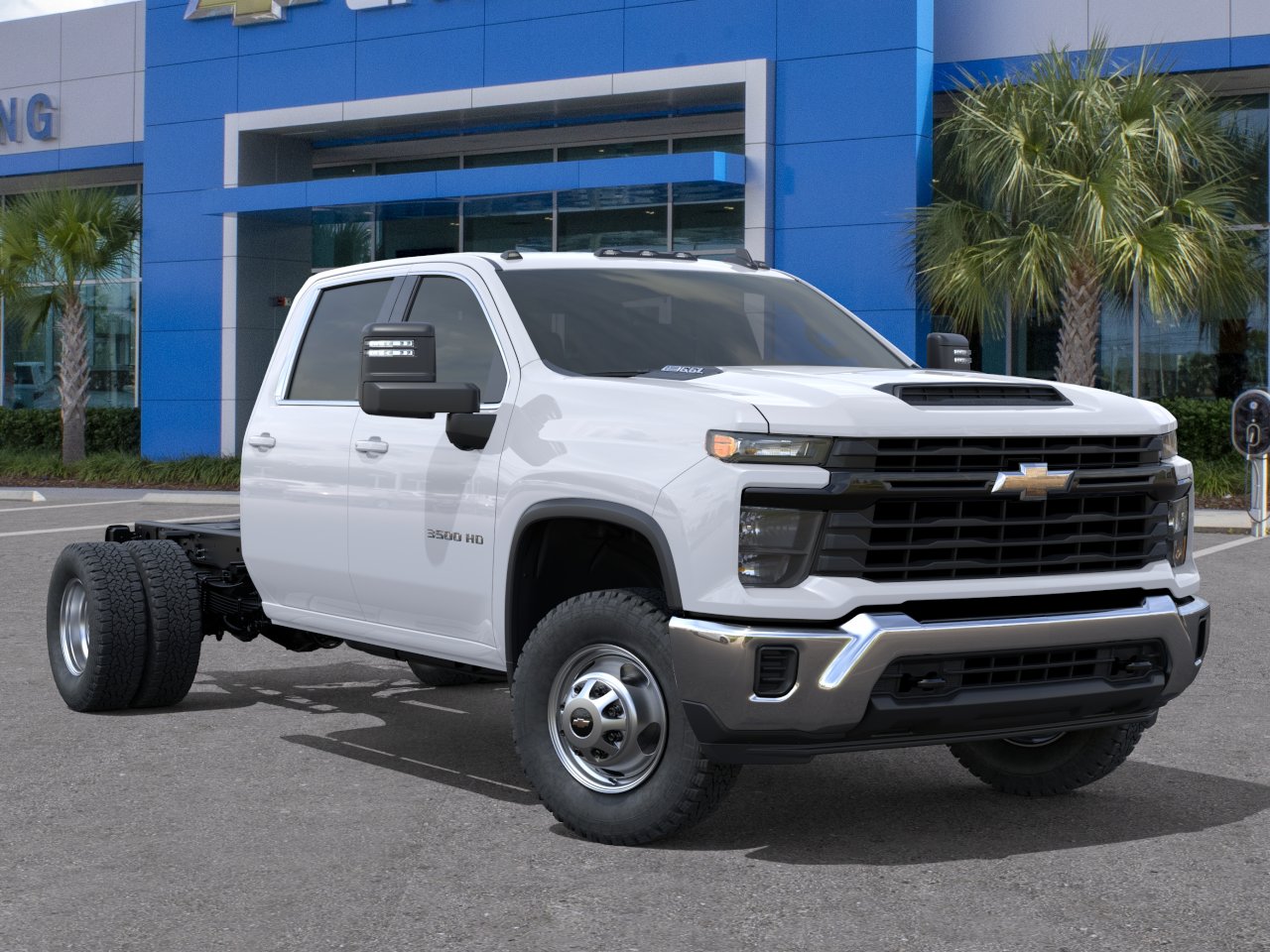 New 2026 Summit White Chevrolet Work Truck image 31