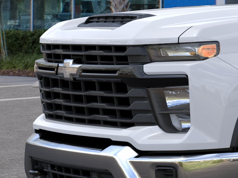 New 2026 Summit White Chevrolet Work Truck image 37