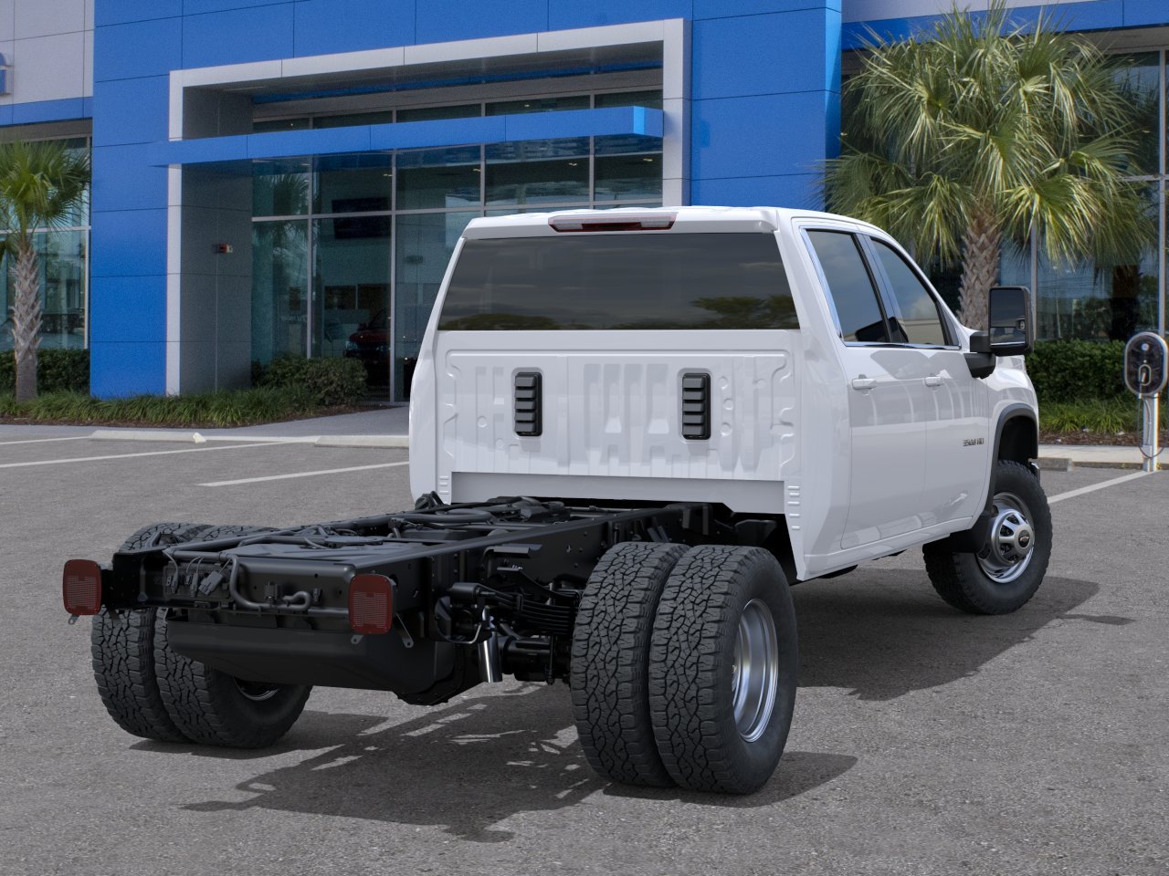 New 2026 Summit White Chevrolet Work Truck image 28