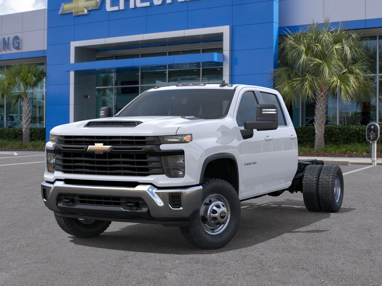 New 2026 Summit White Chevrolet Work Truck image 30