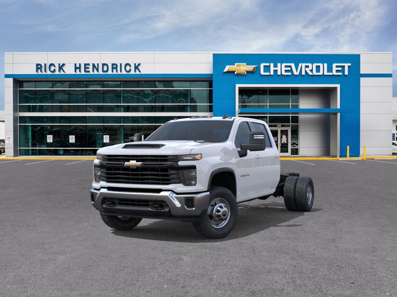 New 2026 Summit White Chevrolet Work Truck image 33