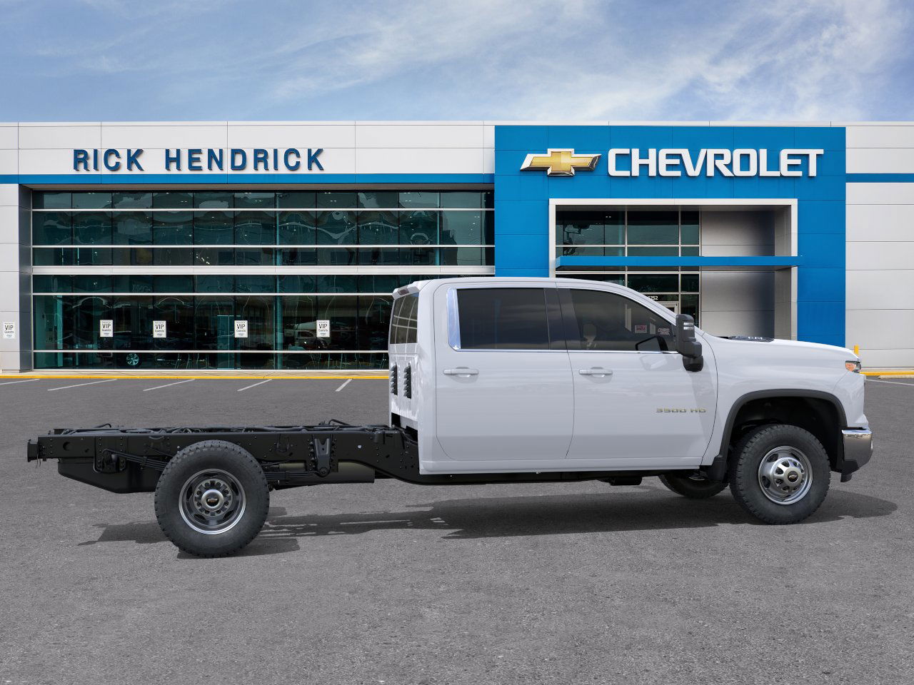 New 2026 Summit White Chevrolet Work Truck image 30