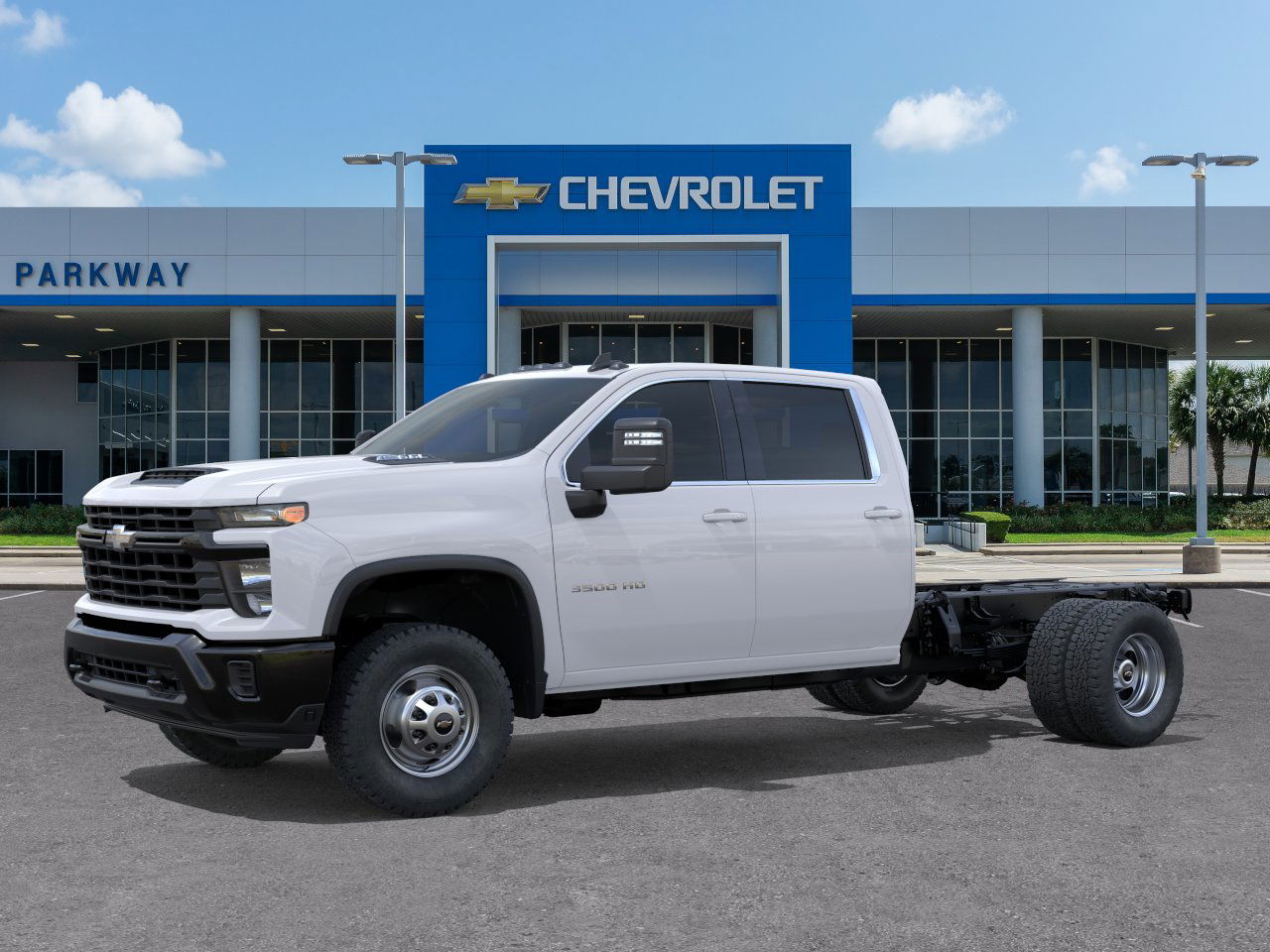 2025 Chevrolet Silverado 3500HD Work Truck photo 2
