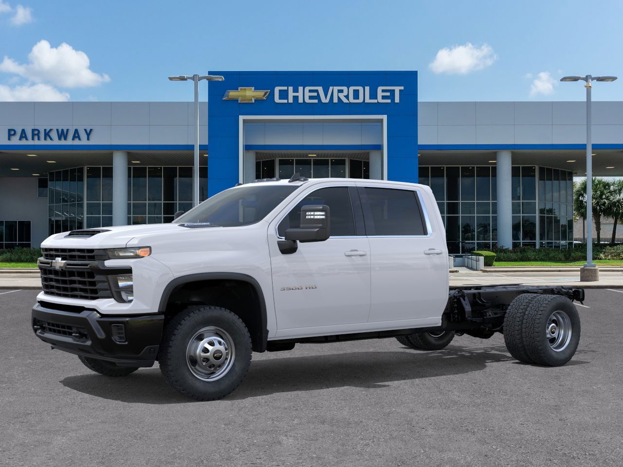 2025 Chevrolet Silverado 3500HD Work Truck photo 2