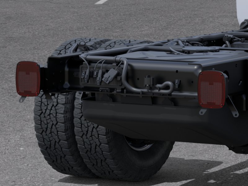 New 2026 Summit White Chevrolet Work Truck image 11