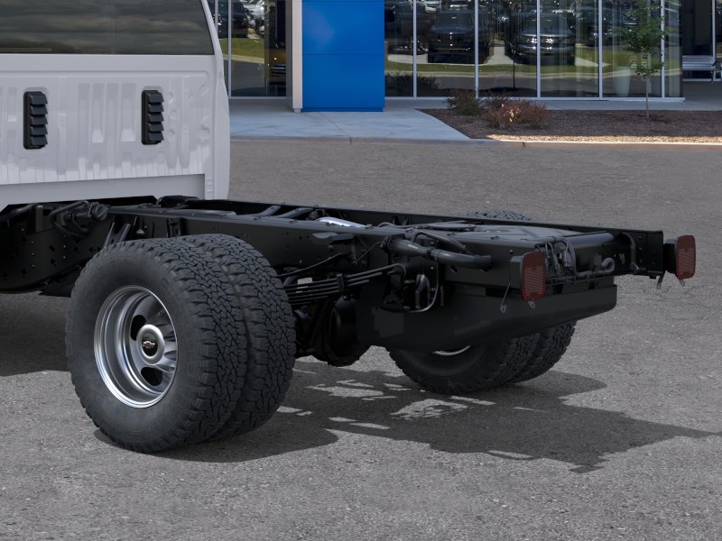 New 2026 Summit White Chevrolet Work Truck image 14