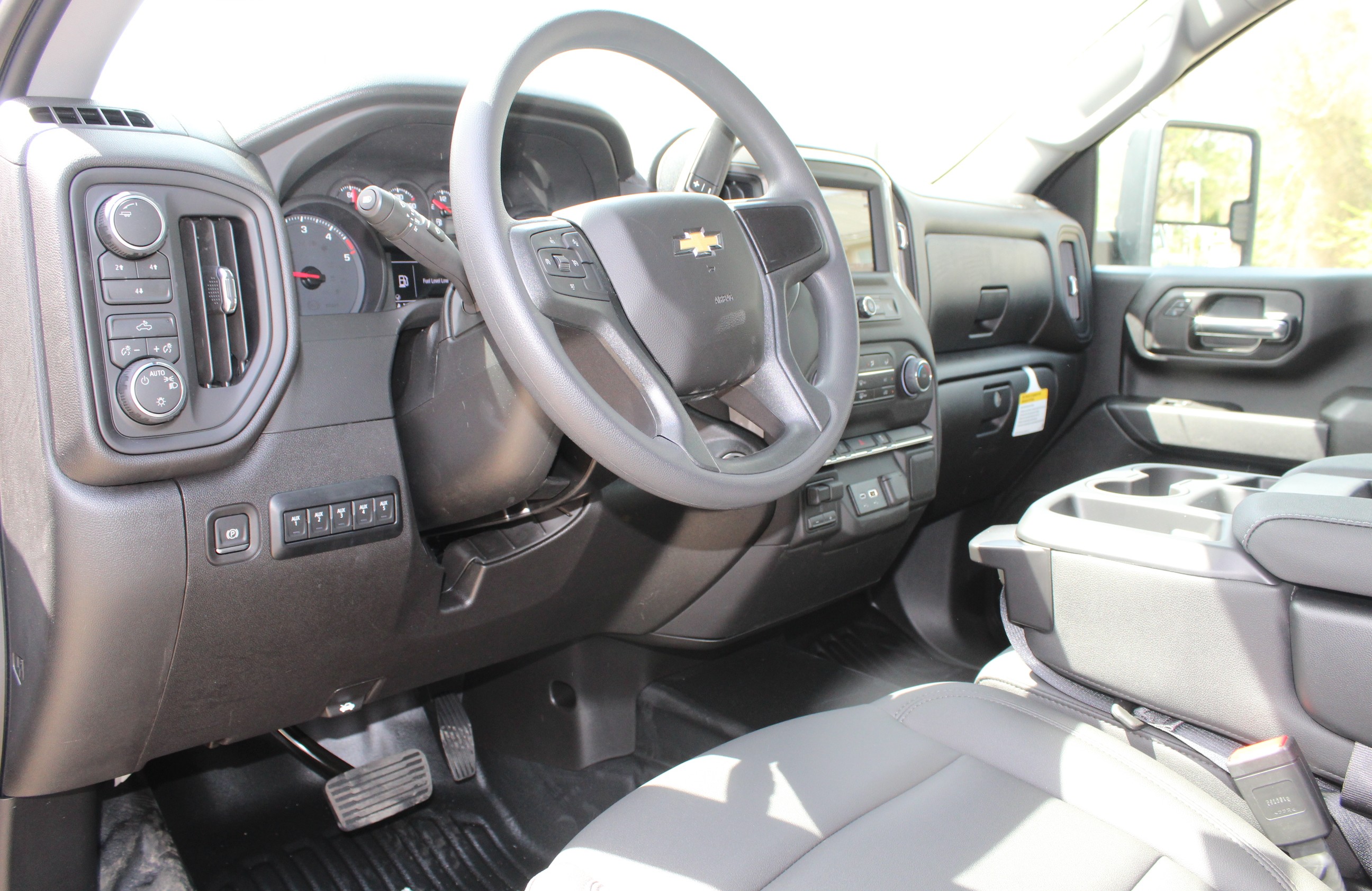 2026 Chevrolet Silverado 3500 HD Work Truck - Photo 18