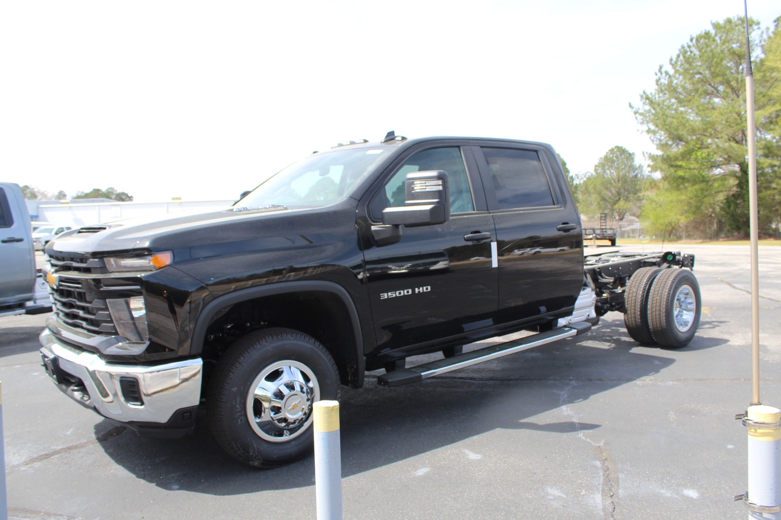 2026 Chevrolet Silverado 3500 HD Chassis Cab Work Truck