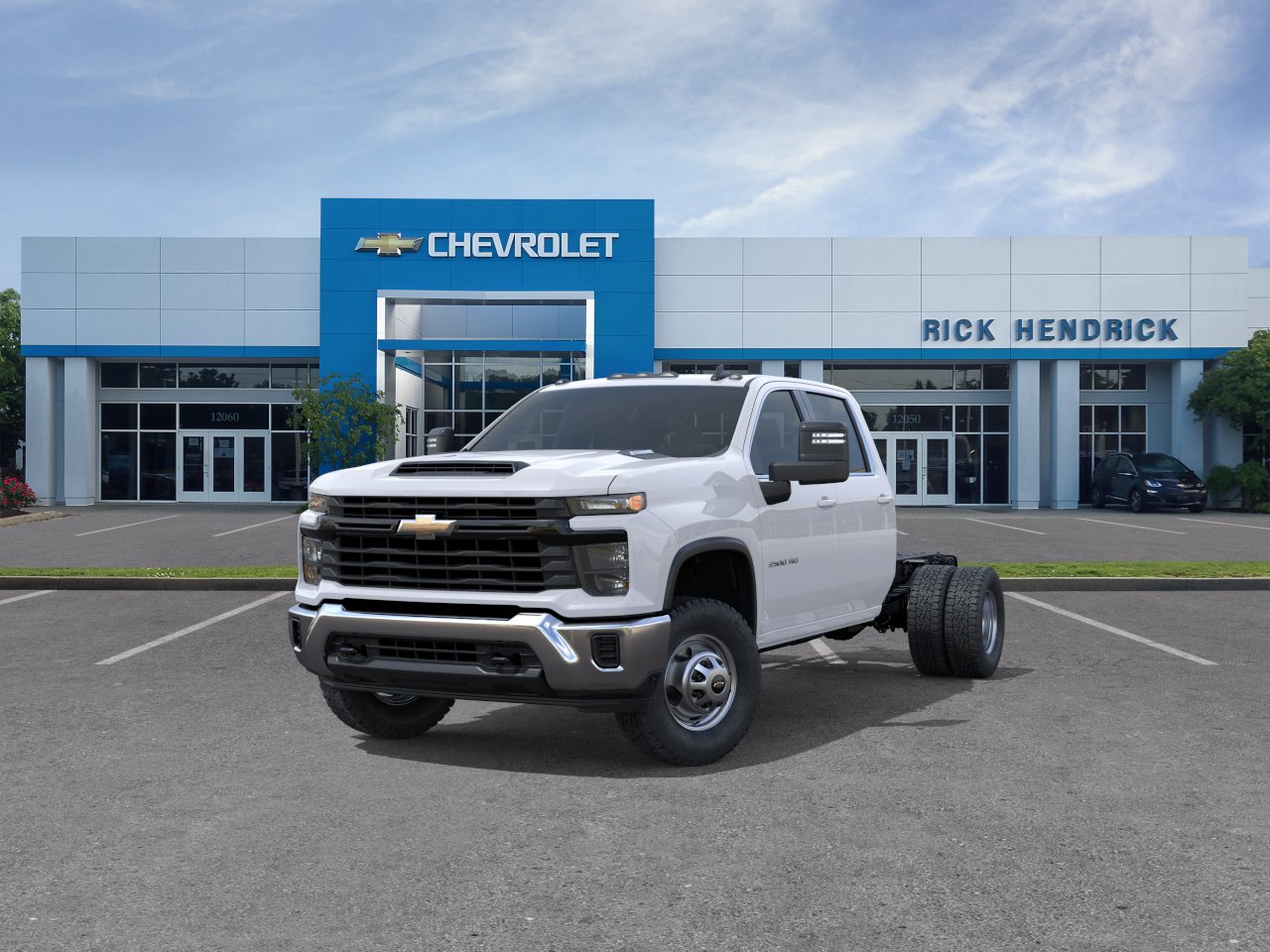 New 2026 Summit White Chevrolet Work Truck image 34