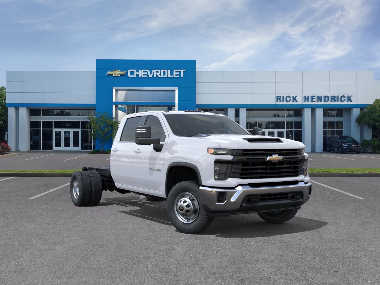 New 2026 Summit White Chevrolet Work Truck image 27