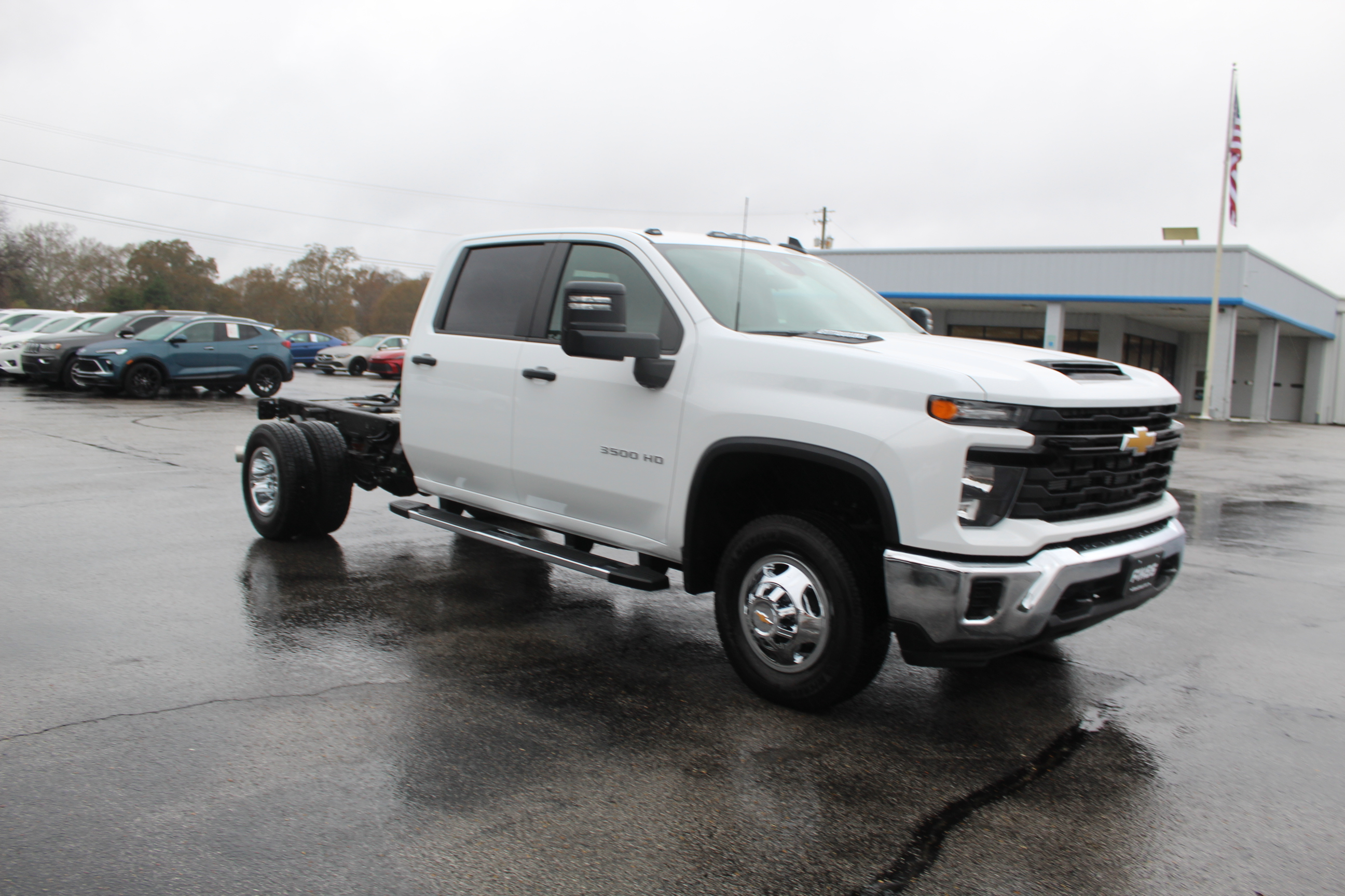 2026 Chevrolet Silverado 3500HD Work Truck's photo