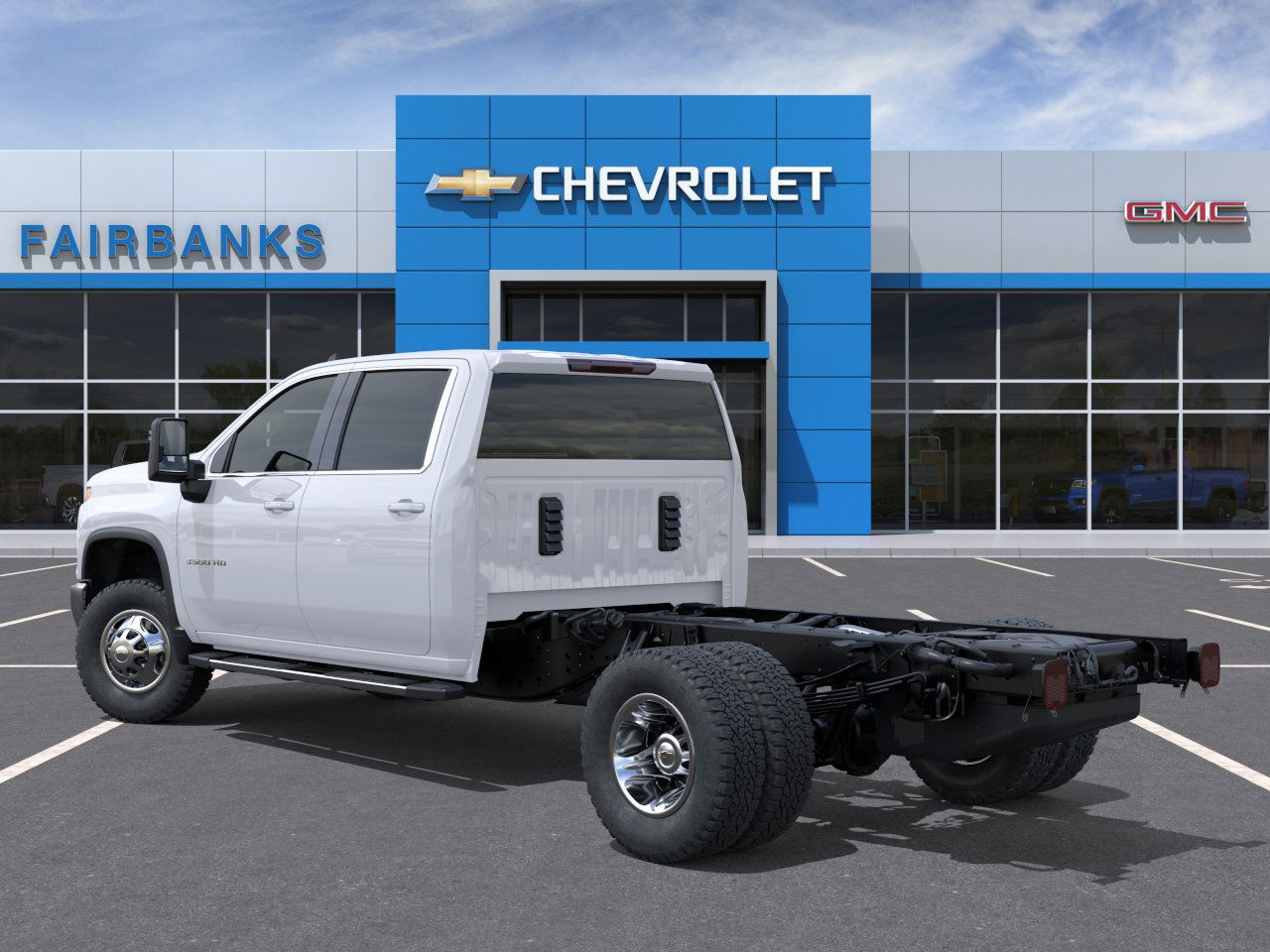 2025 Chevrolet Silverado 3500HD LT photo 2