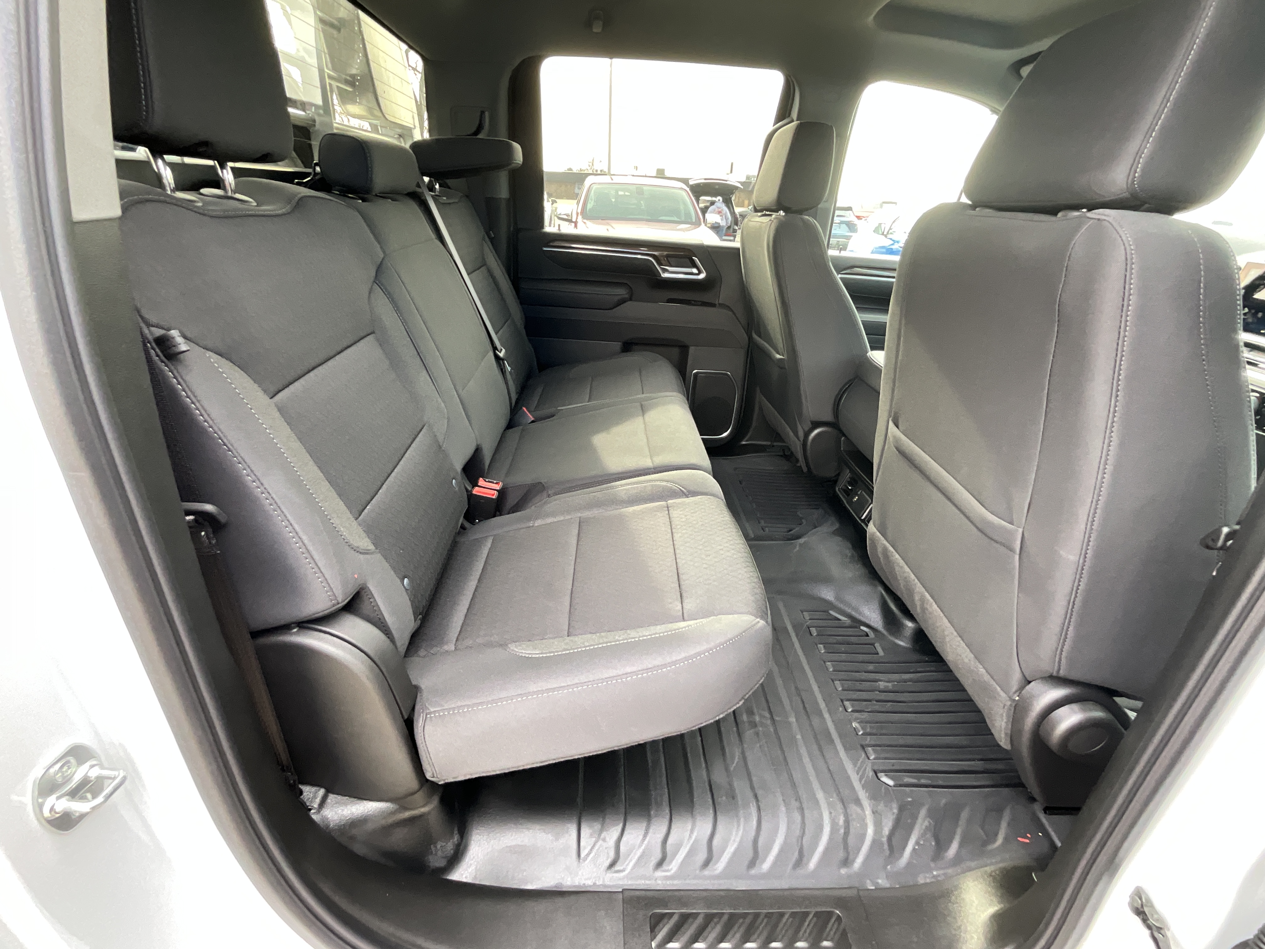2025 Chevrolet Silverado 3500HD LT - Photo 17