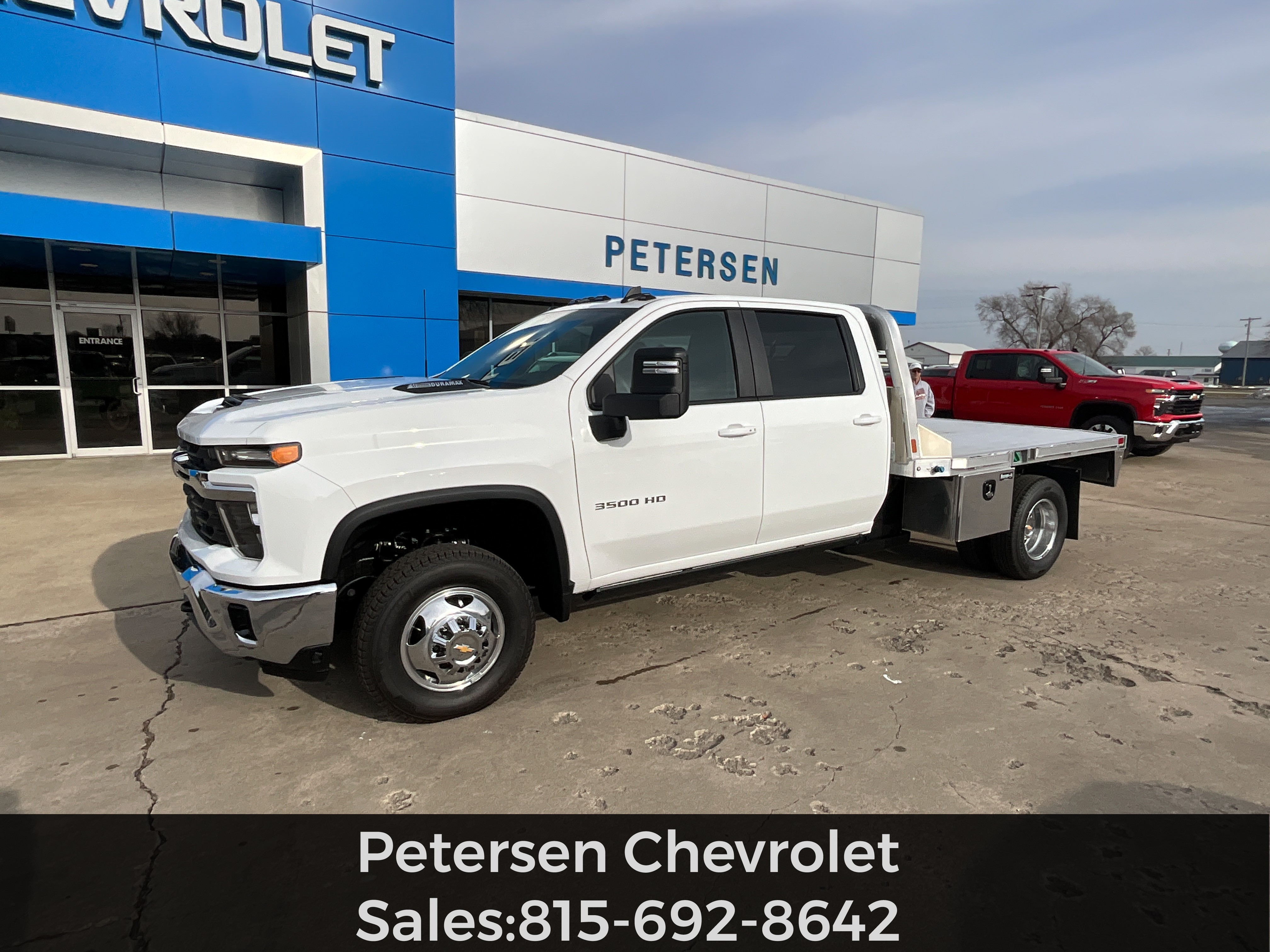 2025 Chevrolet Silverado 3500HD LT's photo