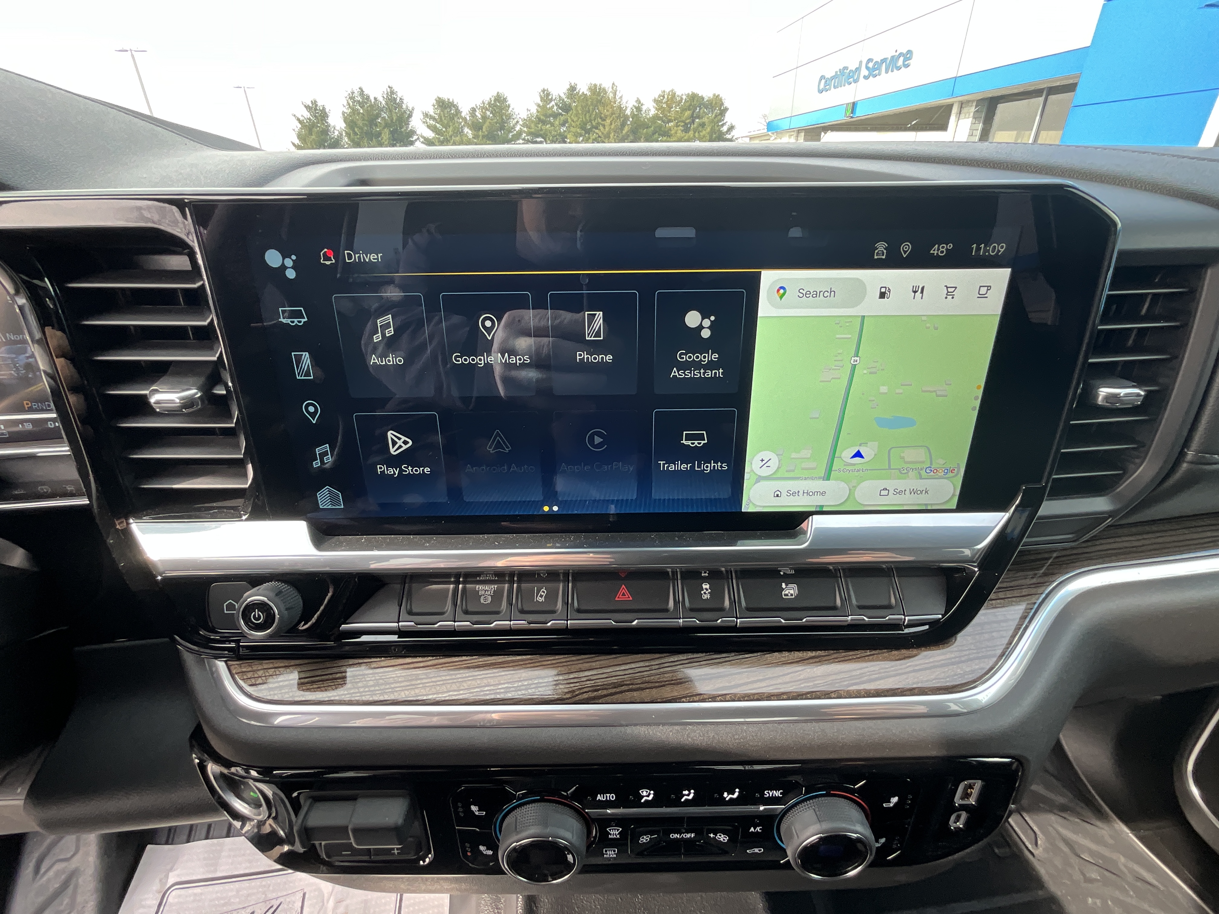2025 Chevrolet Silverado 3500HD LT - Photo 14