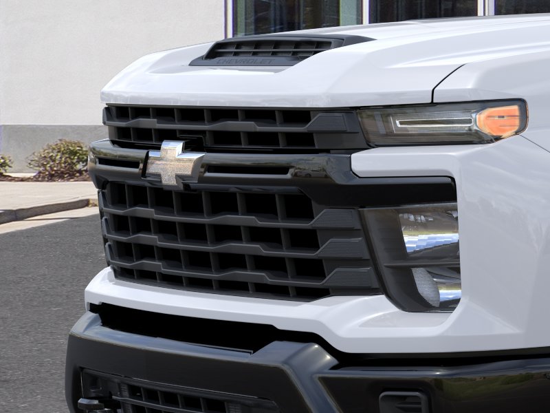 New 2026 Summit White Chevrolet WT image 12