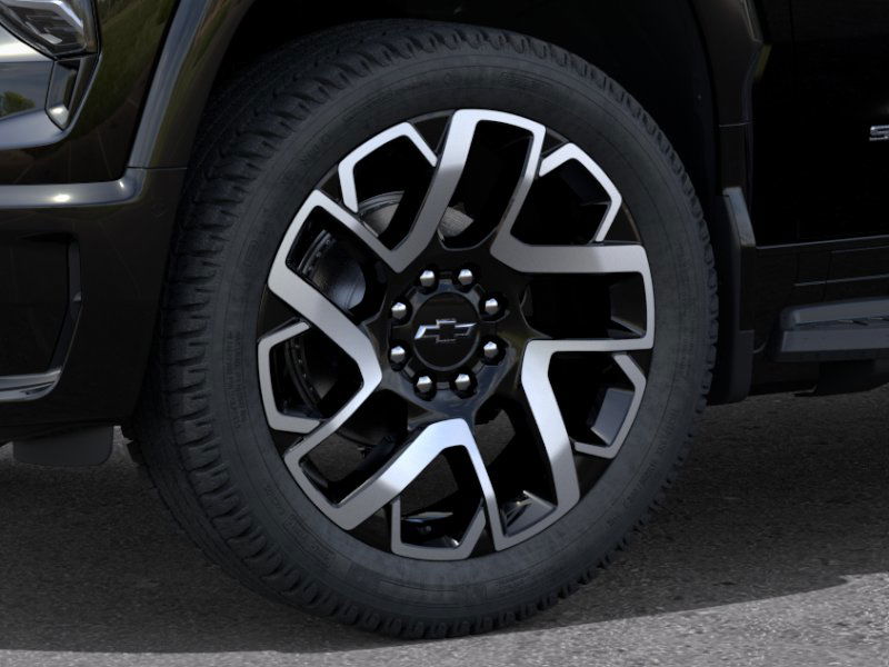 New 2025 Black Chevrolet RST - Extended Range image 34