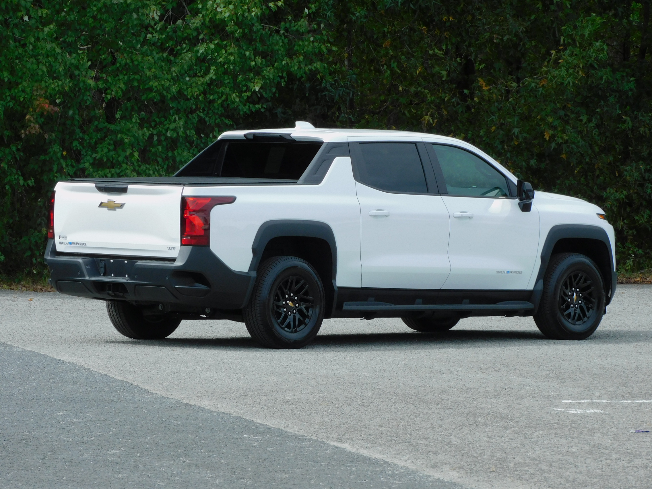 2024 Chevrolet Silverado EV Work Truck photo 4