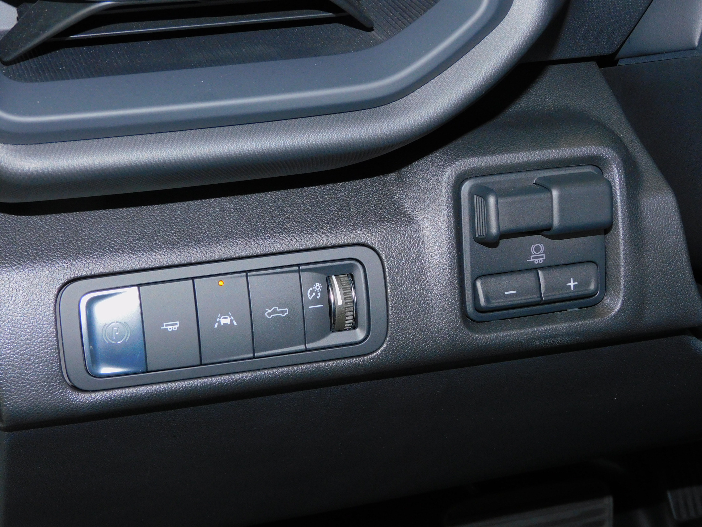 2024 Chevrolet Silverado EV Work Truck photo 2