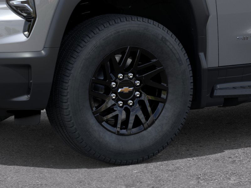 2026 Chevrolet Silverado photo 9
