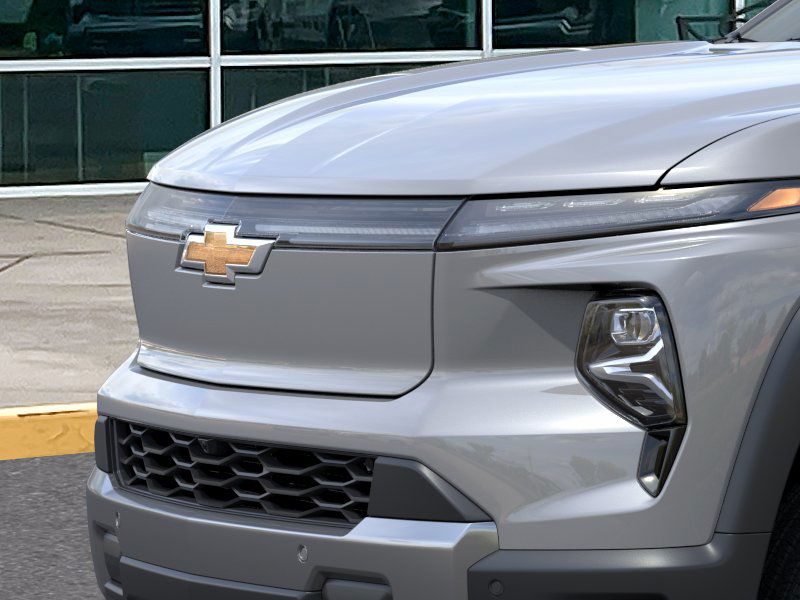 2026 Chevrolet Silverado photo 13