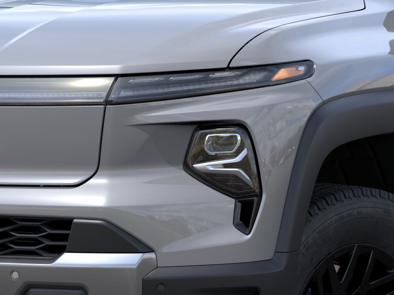 New 2026 Slate Gray Metallic Chevrolet LT - Extended Range image 9
