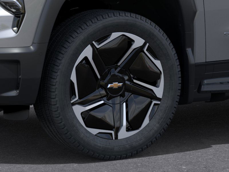 2025 Chevrolet Silverado EV LT - Photo 26