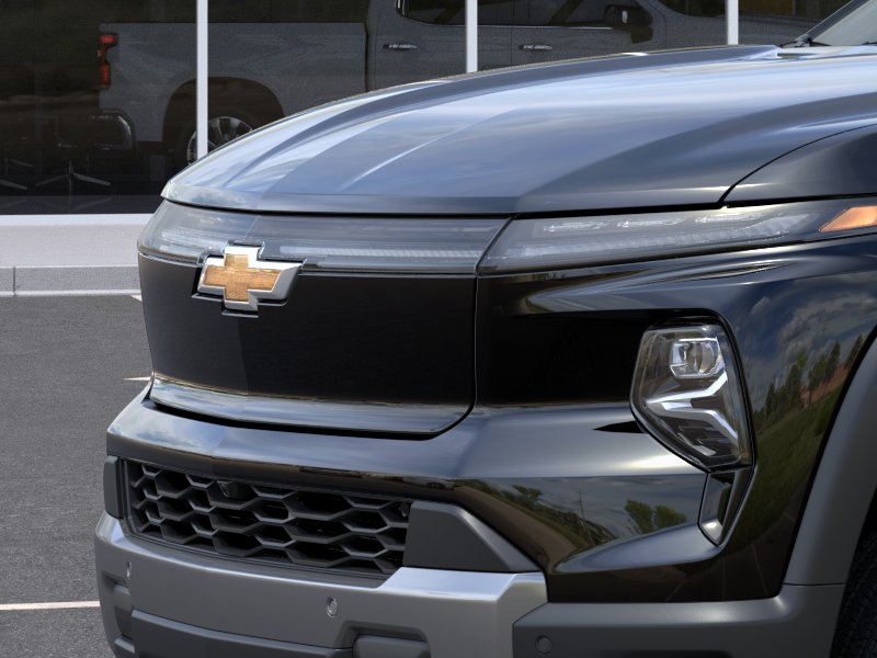 New 2026 Black Chevrolet LT - Extended Range image 38