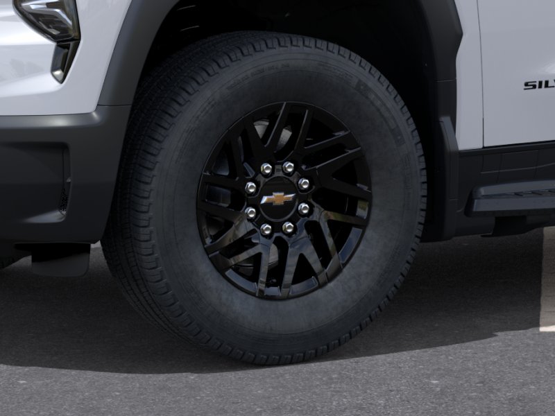 New 2026 Summit White Chevrolet LT - Extended Range image 38