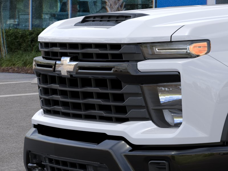New 2026 Summit White Chevrolet WT image 13