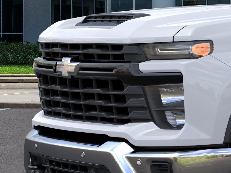 New 2026 Summit White Chevrolet WT image 13