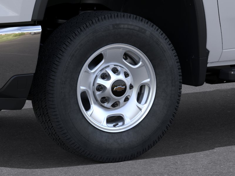 New 2026 Summit White Chevrolet WT image 9