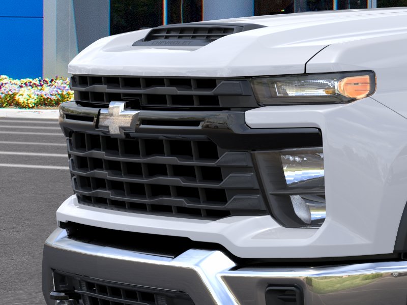 New 2026 Summit White Chevrolet WT image 39