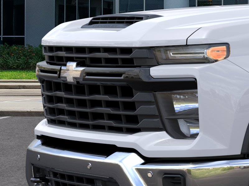 New 2026 Summit White Chevrolet WT image 13